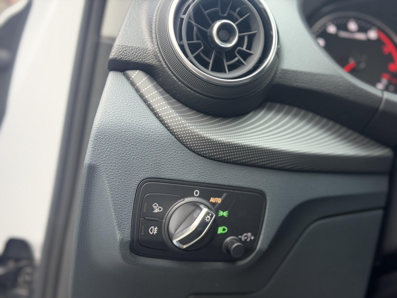 Audi Q2L 35 TFSI 2020