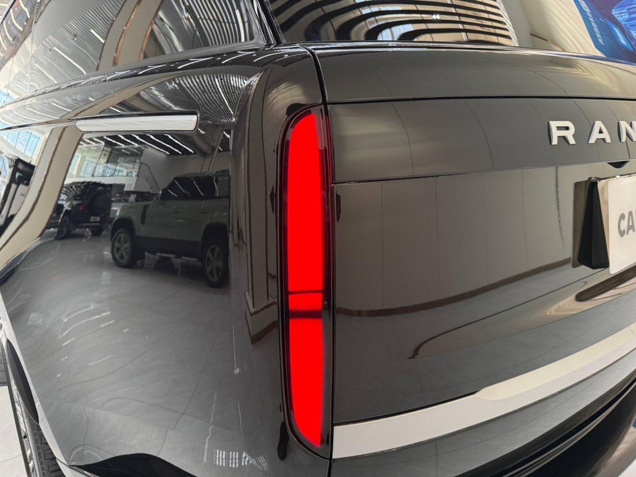 Land Rover Range Rover 2025