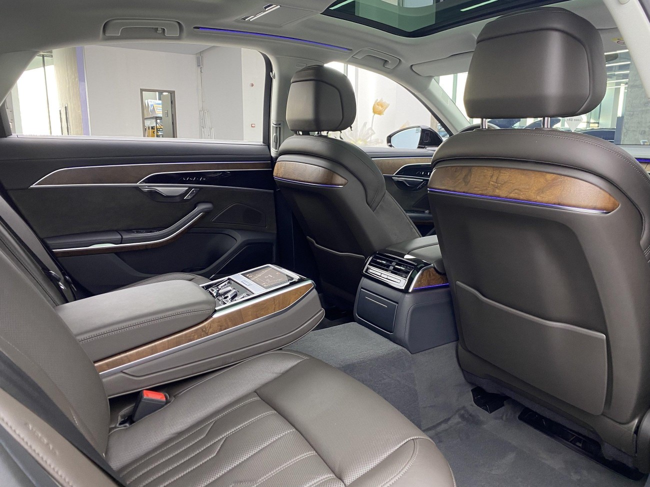 Audi A8L 55 TFSI 2020