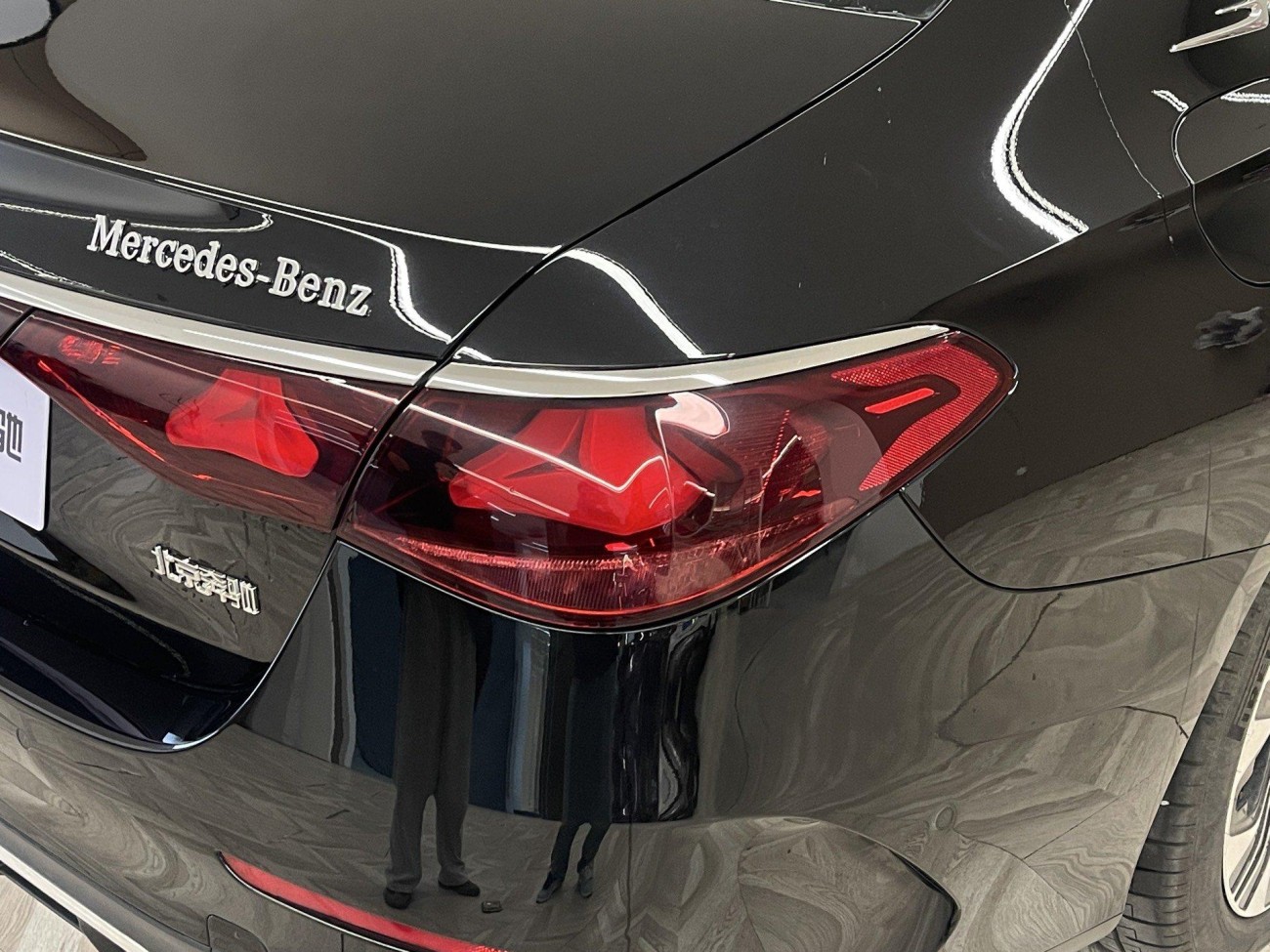 Mercedes-Benz E 300 L 2025