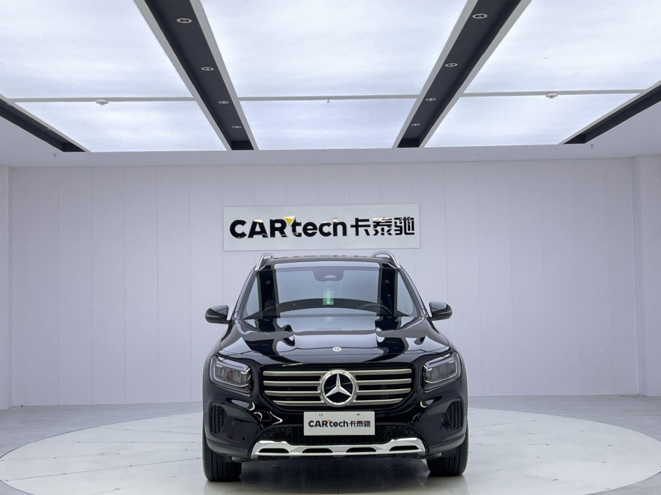 Mercedes-Benz GLB 2024