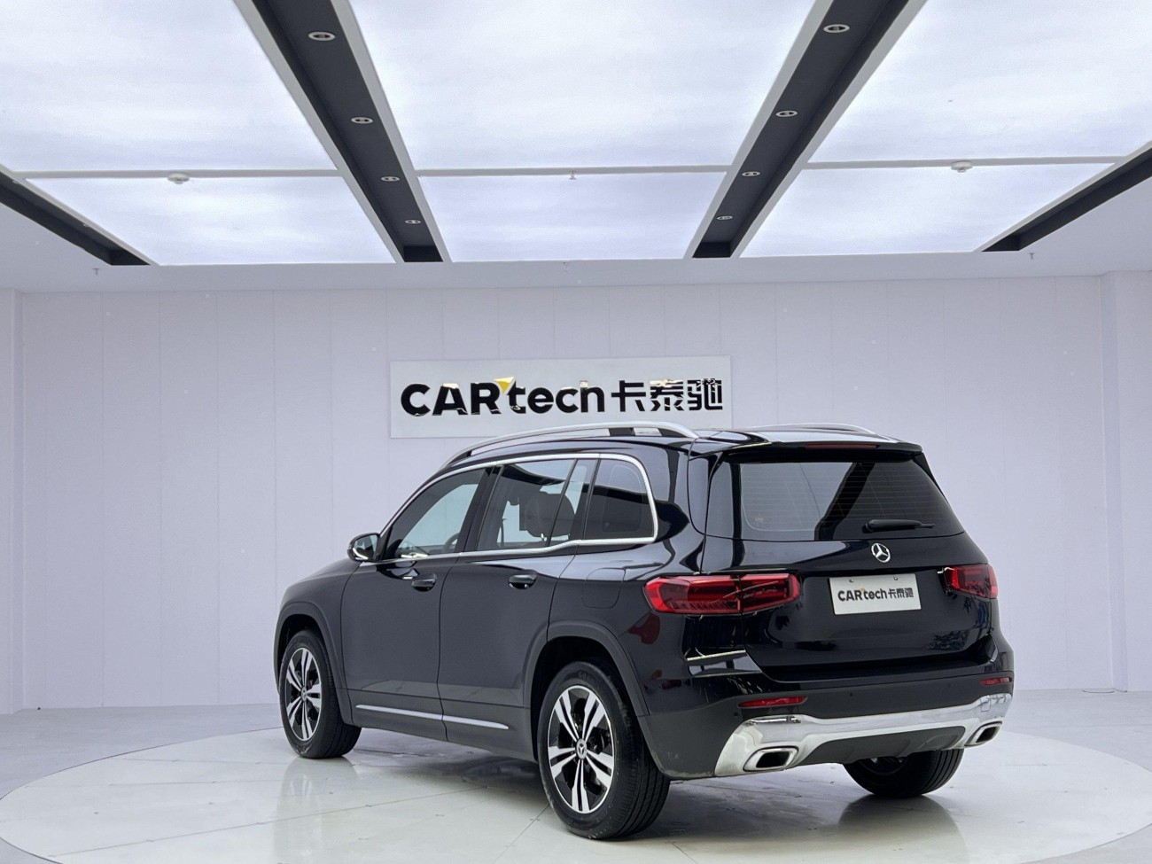 Mercedes-Benz GLB 2024