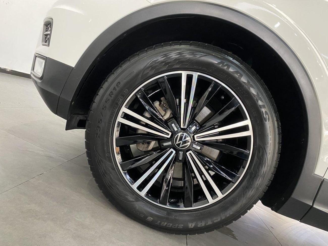 Volkswagen Tiguan L 2021