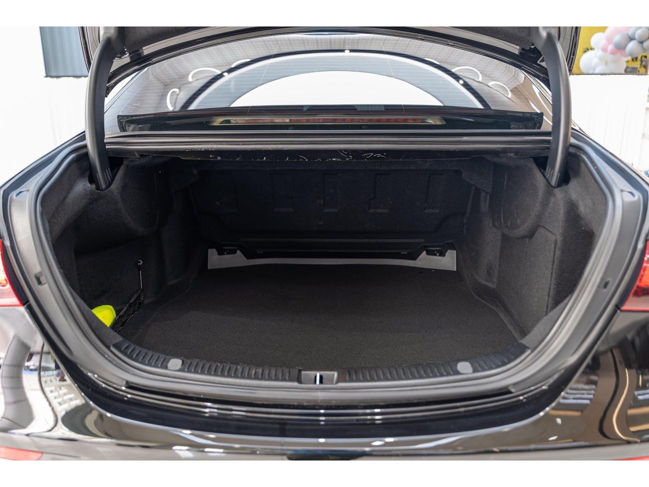 Mercedes-Benz E 300 L 2023