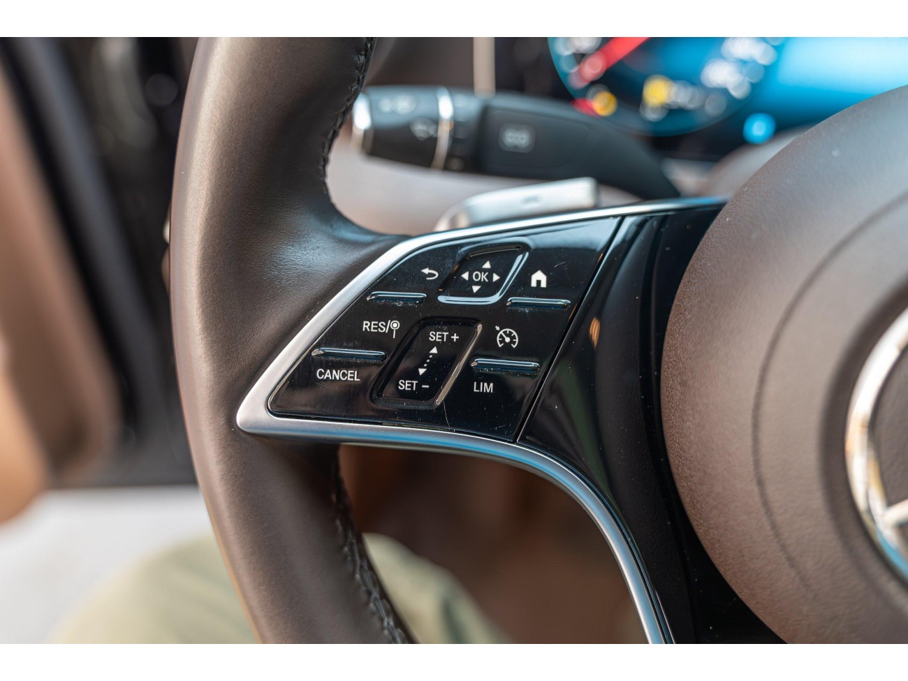 Mercedes-Benz E 300 L 2023