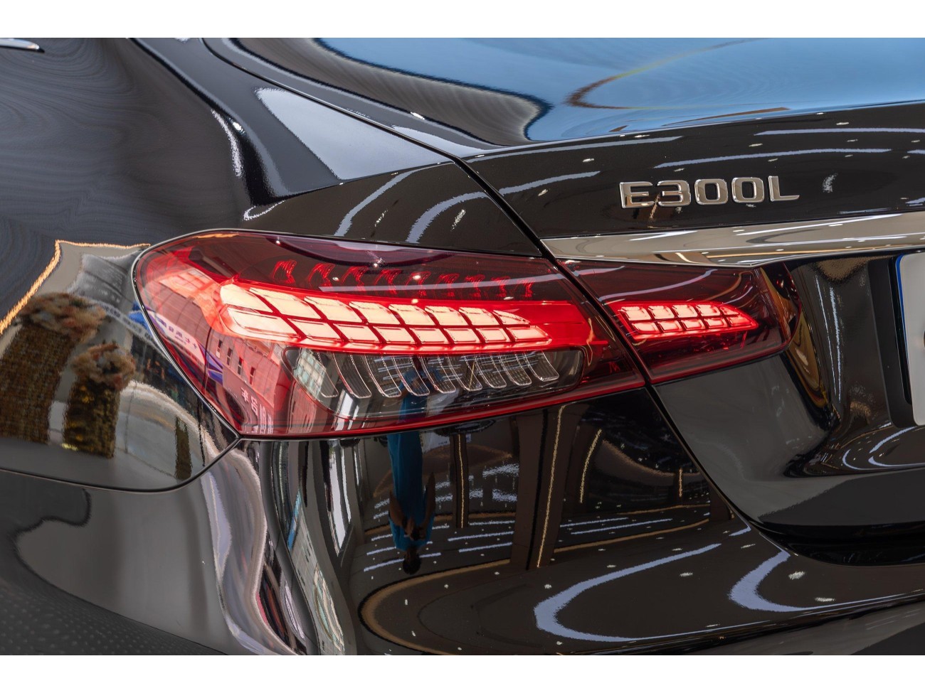 Mercedes-Benz E 300 L 2023