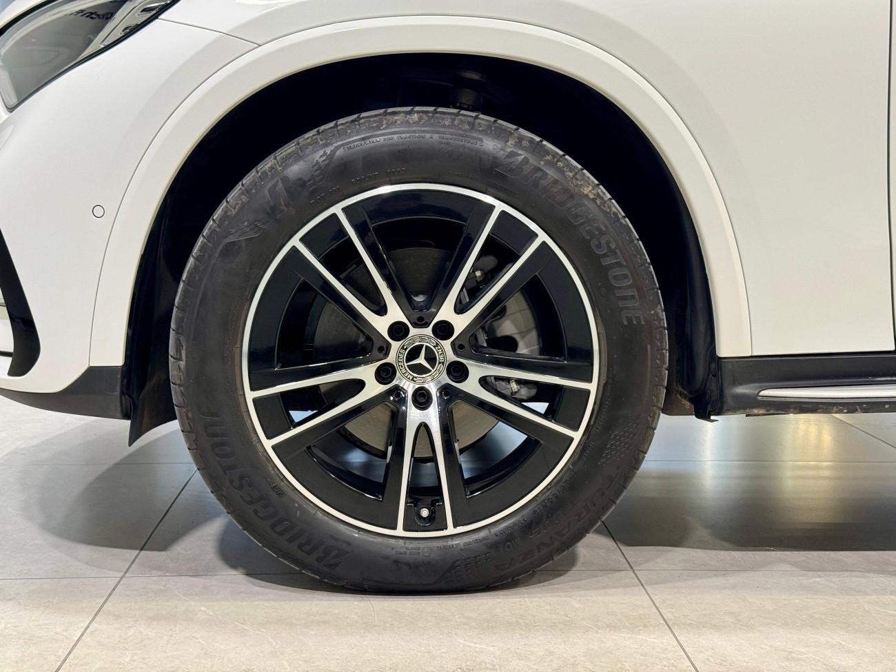 Mercedes-Benz GLC 260 L 2025