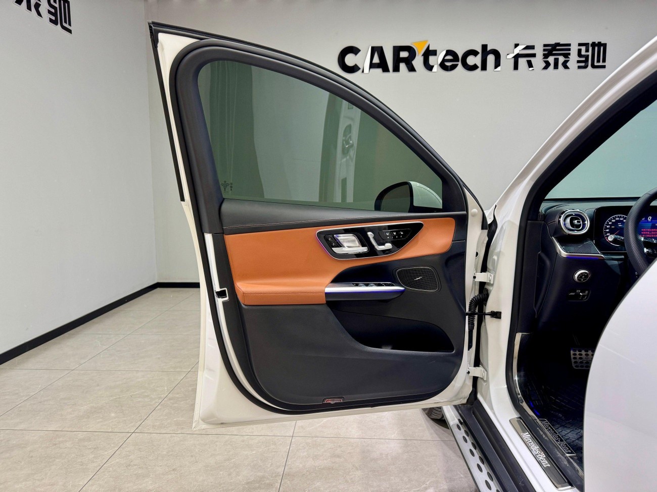 Mercedes-Benz GLC 260 L 2025