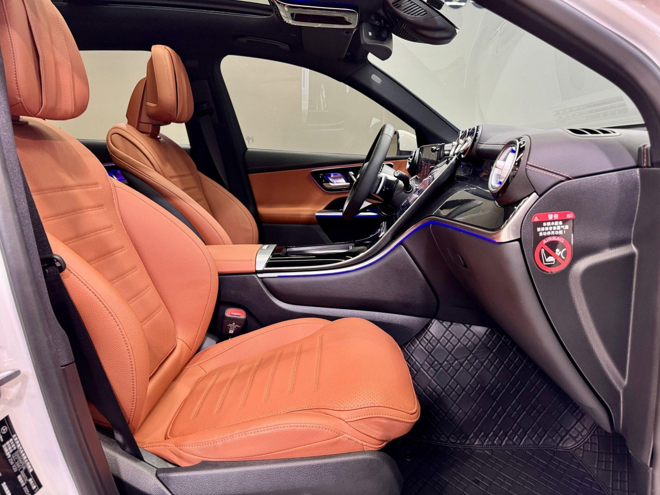 Mercedes-Benz GLC 260 L 2025