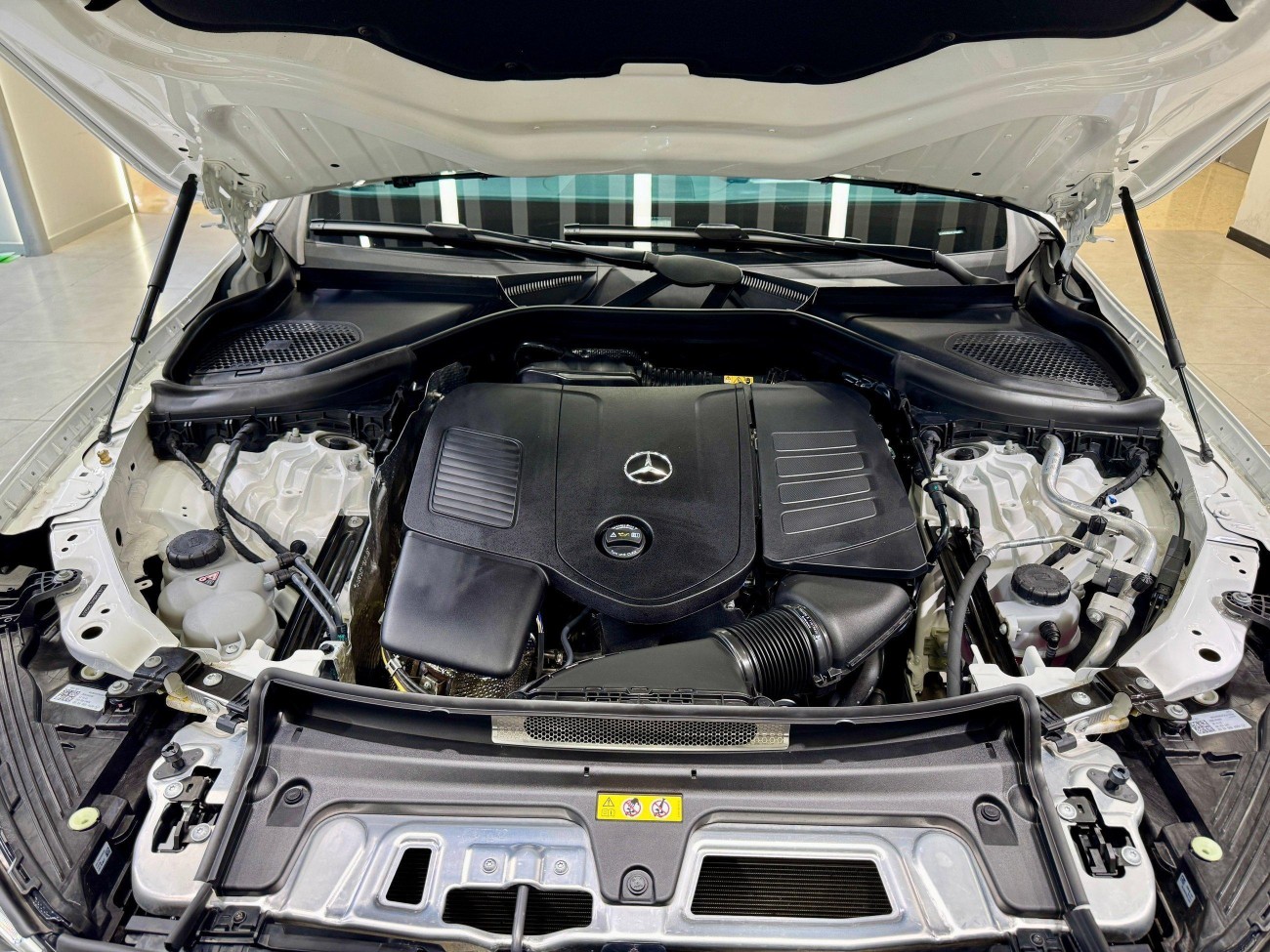 Mercedes-Benz GLC 260 L 2025