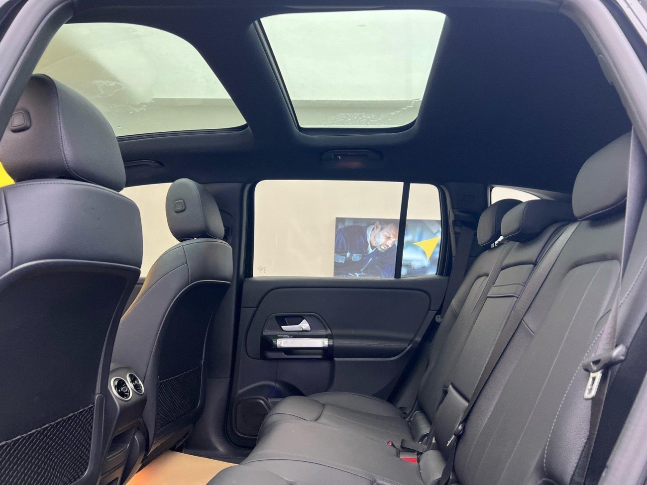 Mercedes-Benz EQB 2025