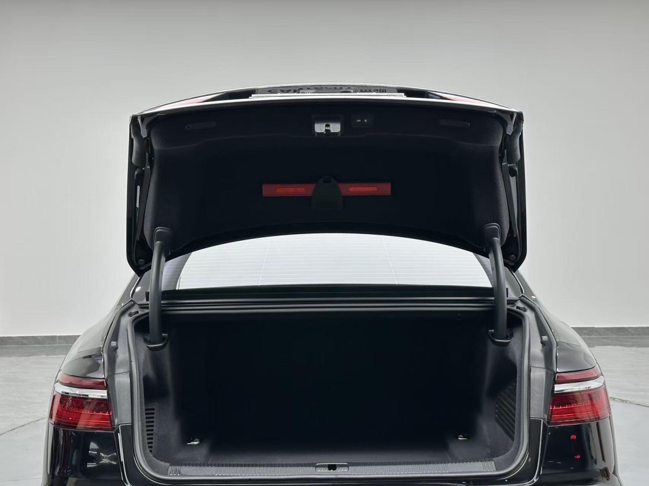 Audi A8L 55 TFSI 2019