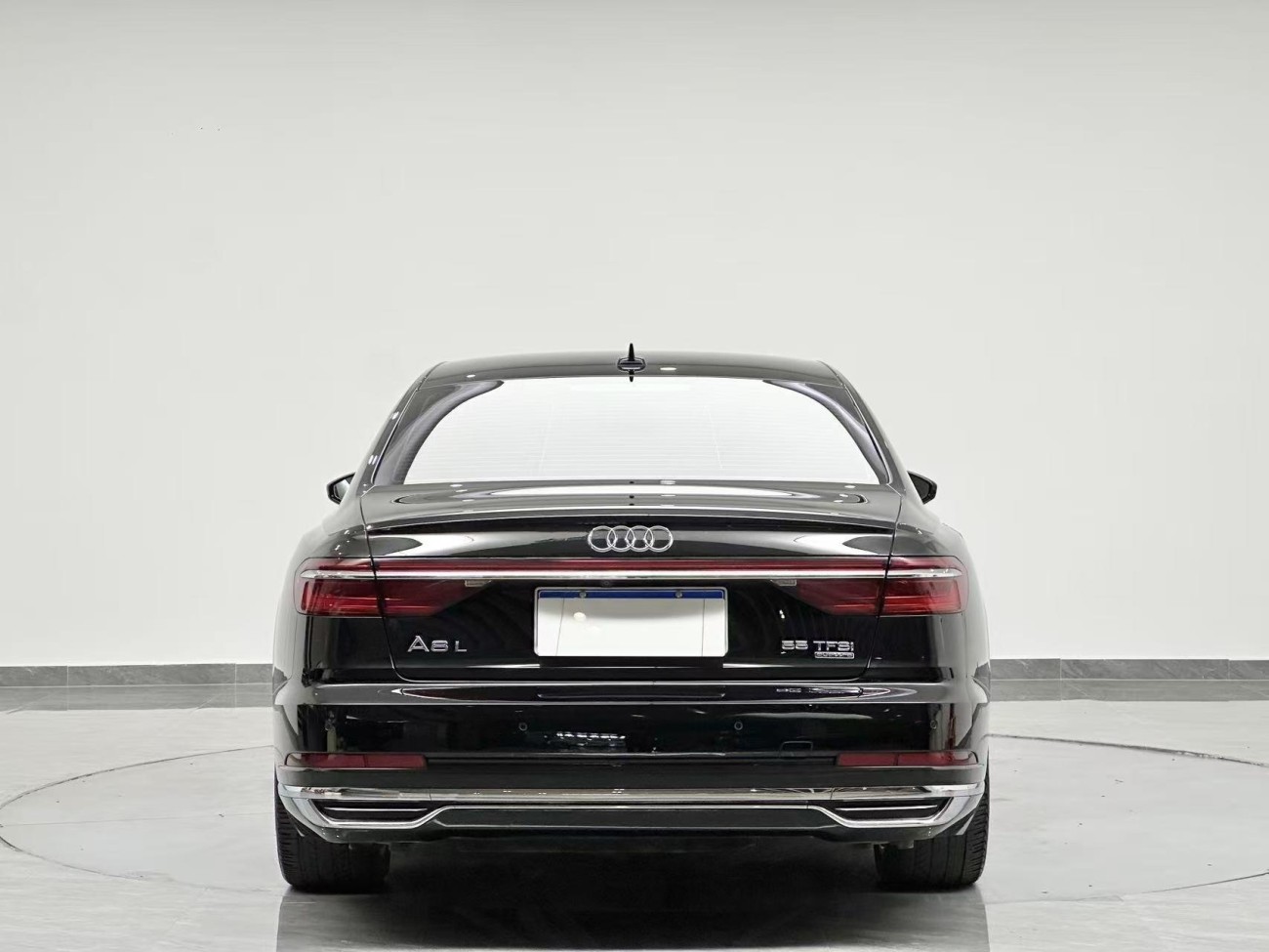 Audi A8L 55 TFSI 2019