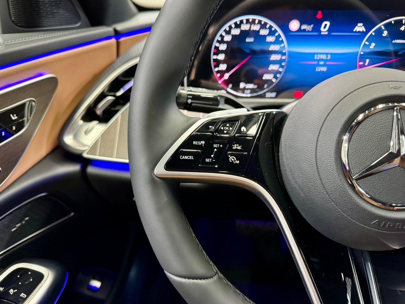 Mercedes-Benz E 300 L 2026