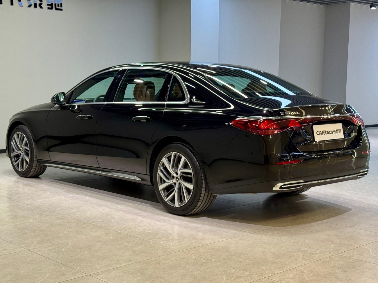 Mercedes-Benz E 300 L 2026