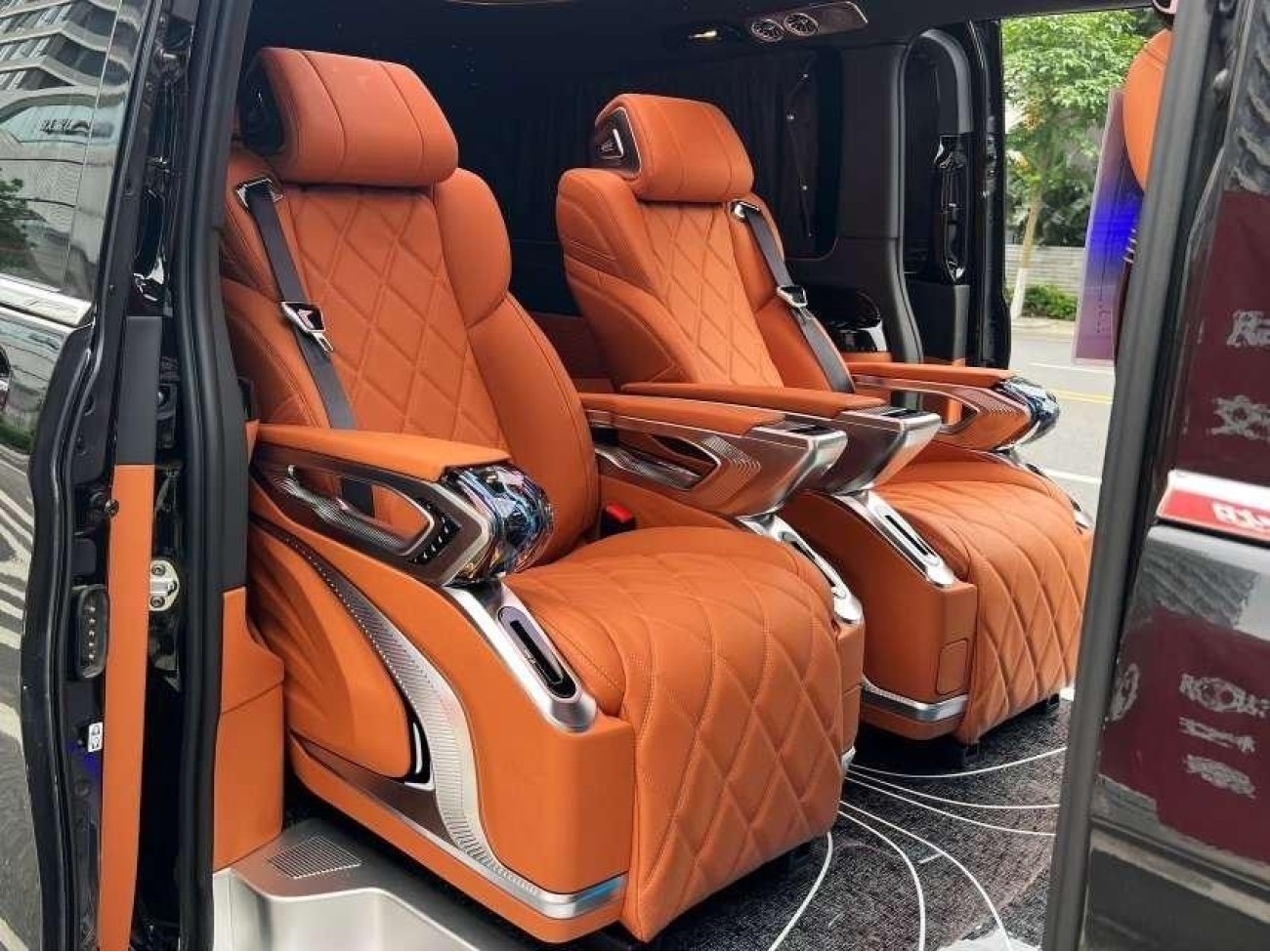 Mercedes-Benz 2020 2021