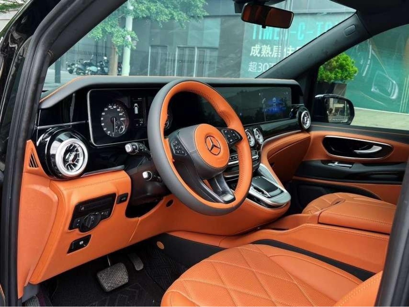 Mercedes-Benz 2020 2021