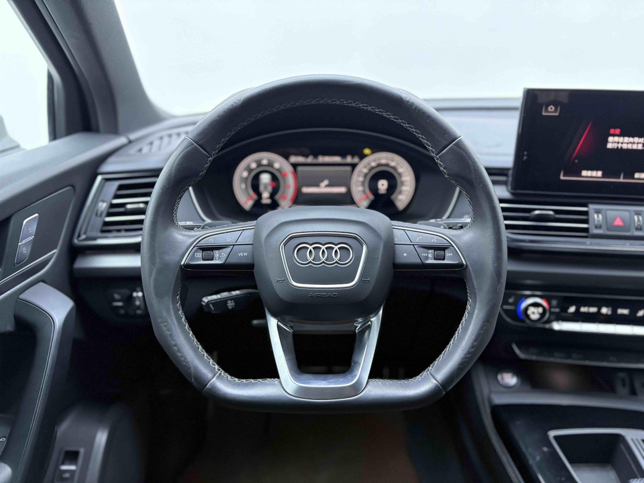 Audi Q5L 40 TFSI 2024