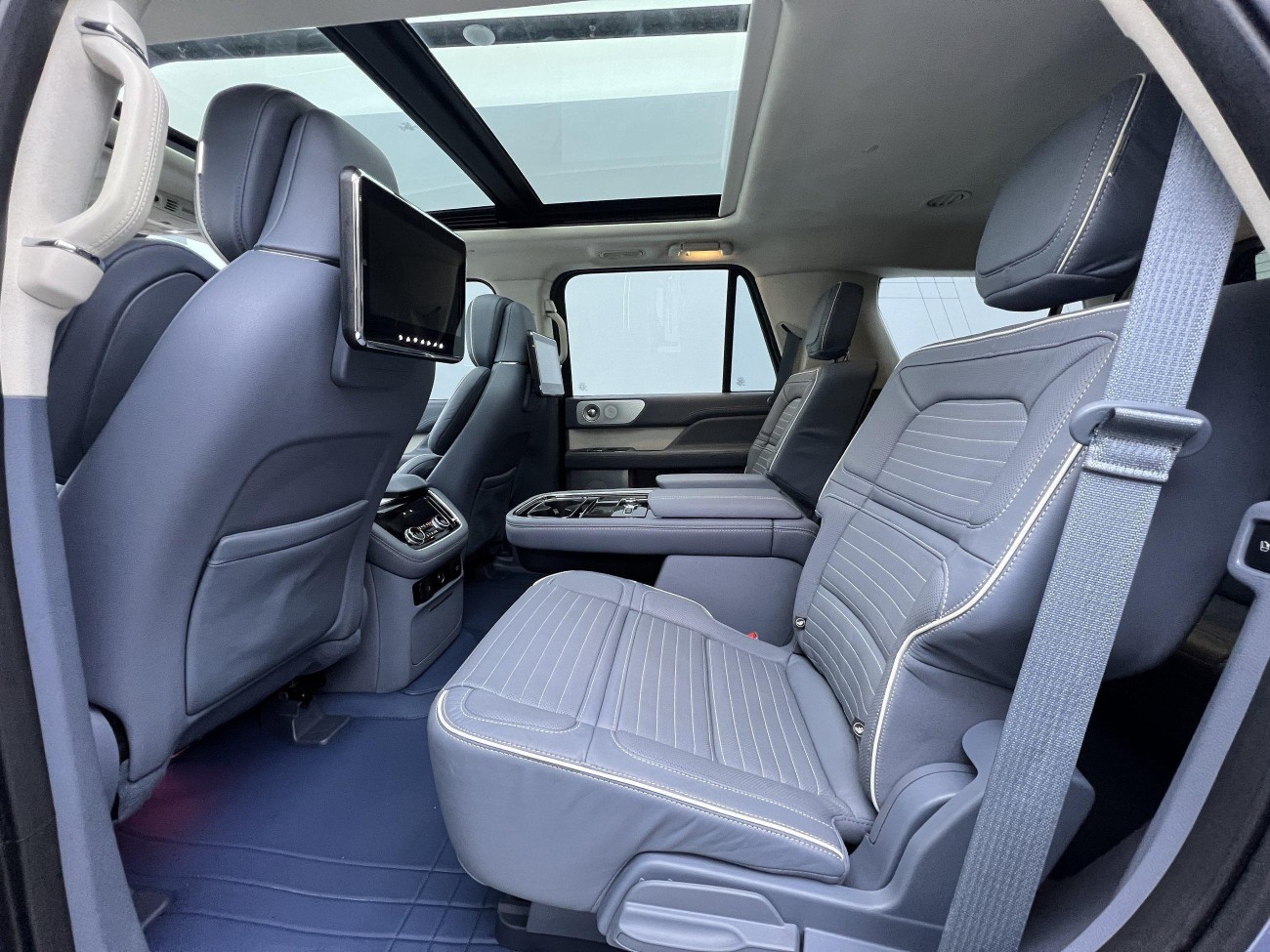 Lincoln Navigator 2022