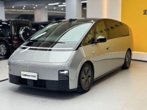 Li Auto MEGA 2024
