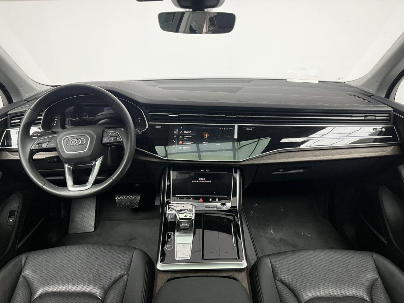 Audi Q7 55 TFSI 2023