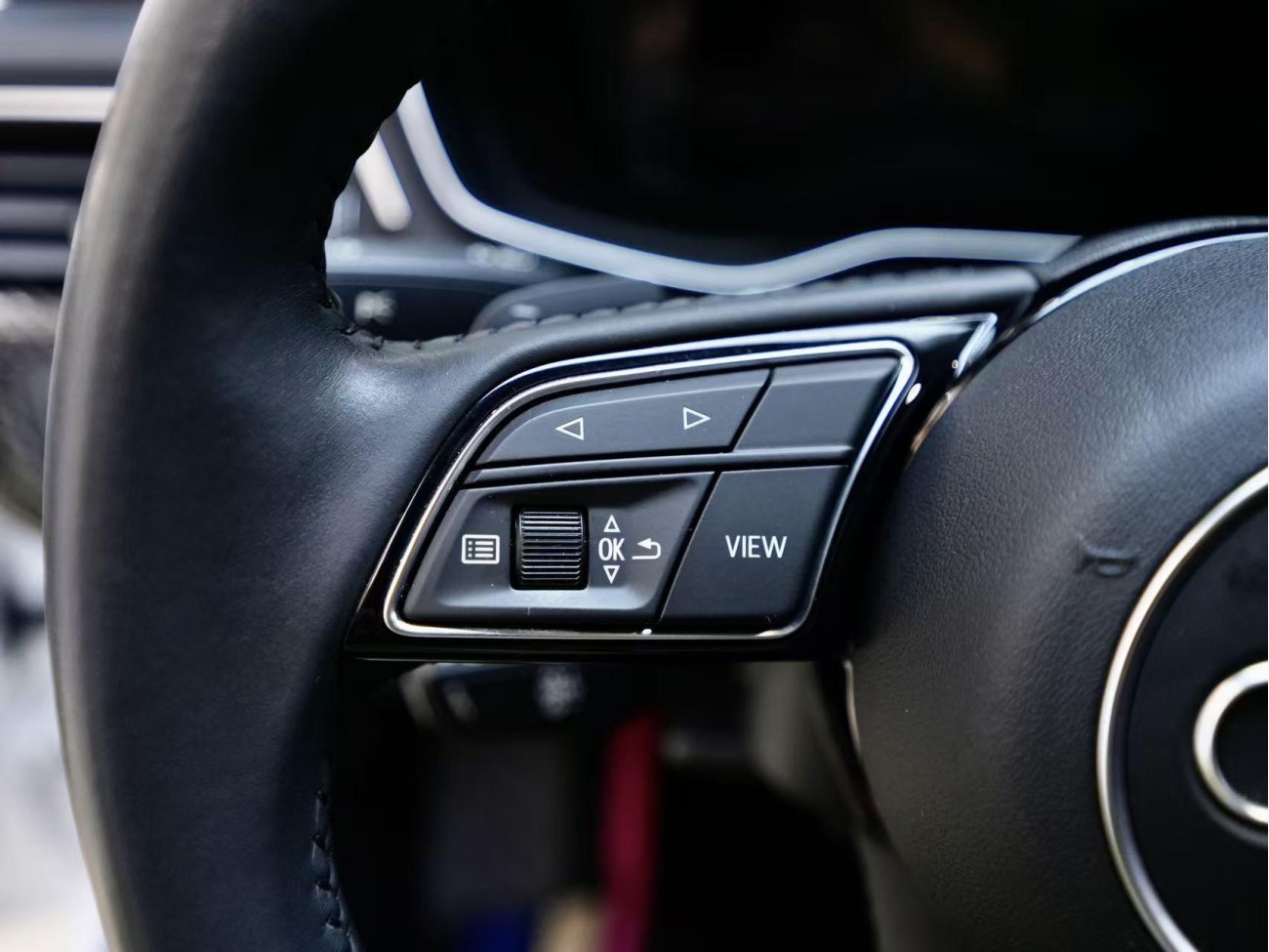 Audi A4L 40 TFSI 2021