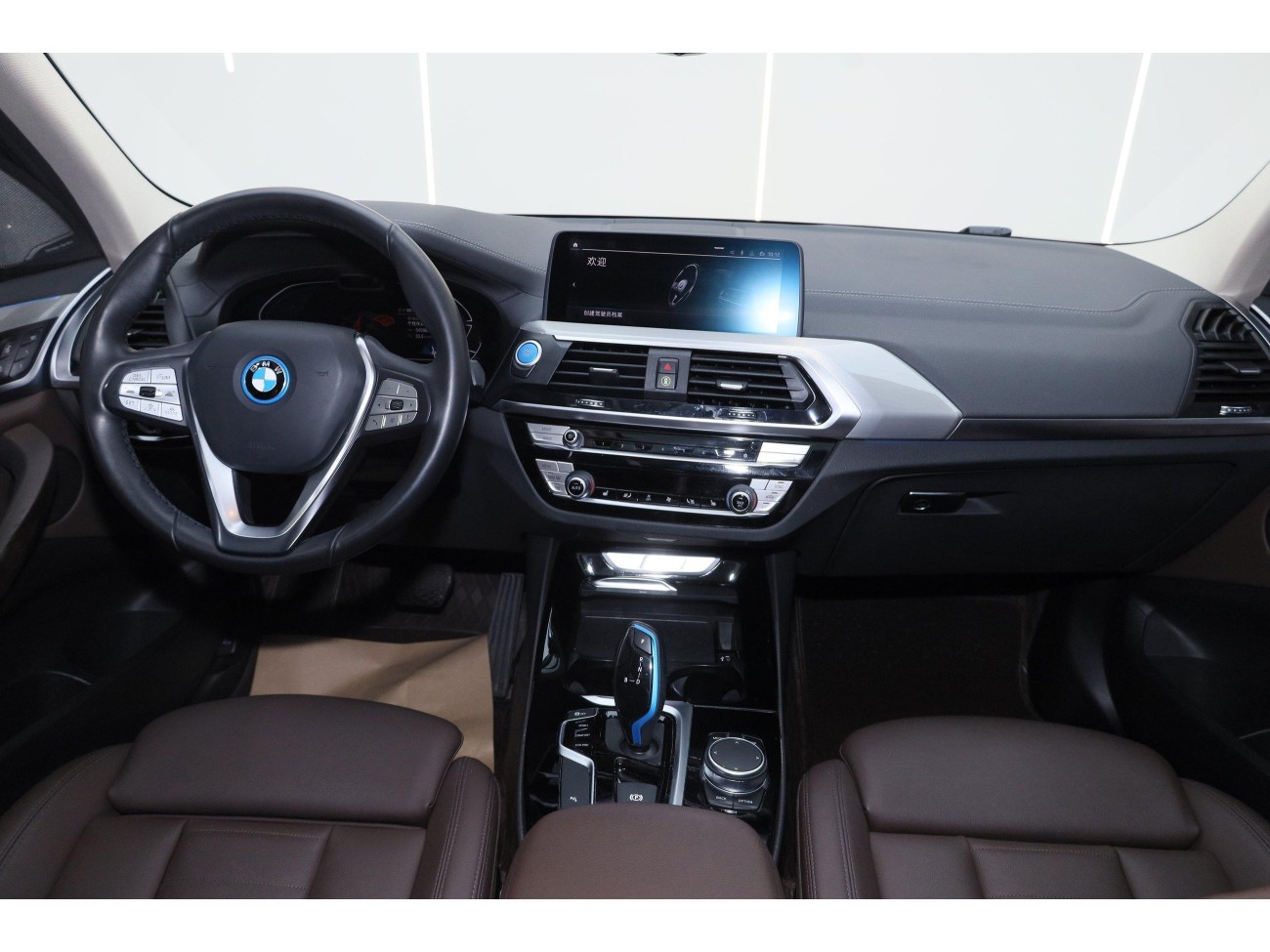 BMW iX3 2021