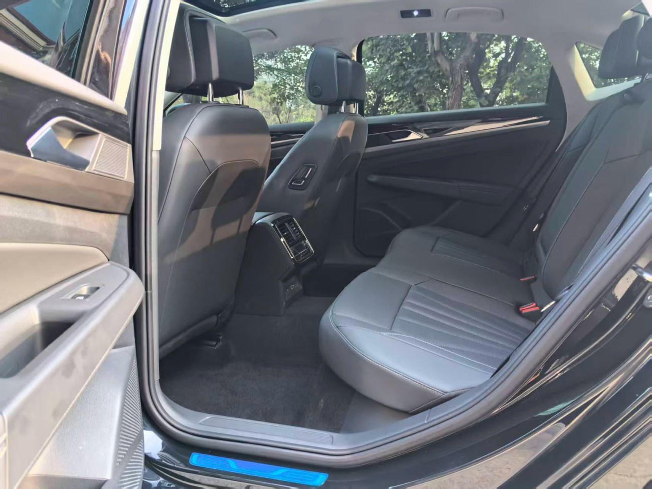 Volkswagen Passat 2025