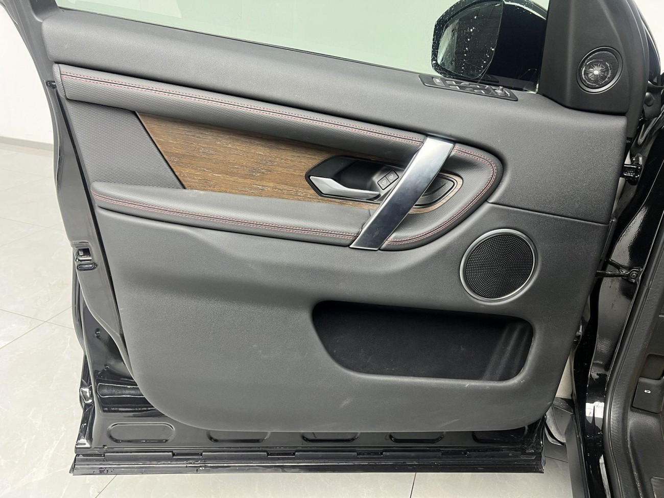 Land Rover Discovery Sport 2023