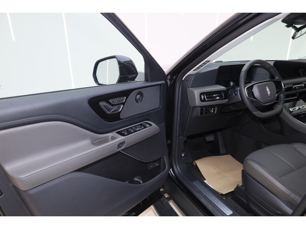 Lincoln Aviator 2025