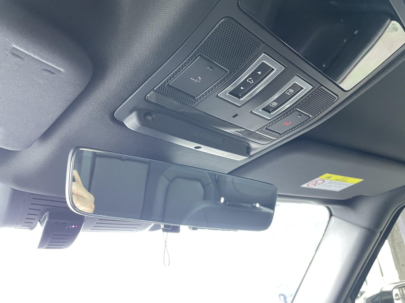 Land Rover Defender 2024