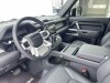 Land Rover Defender 2024