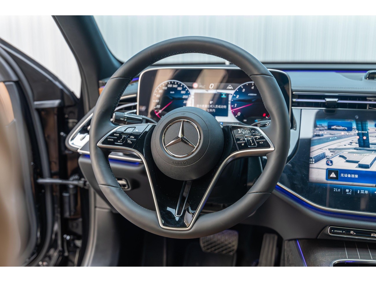 Mercedes-Benz E 300 L 2025