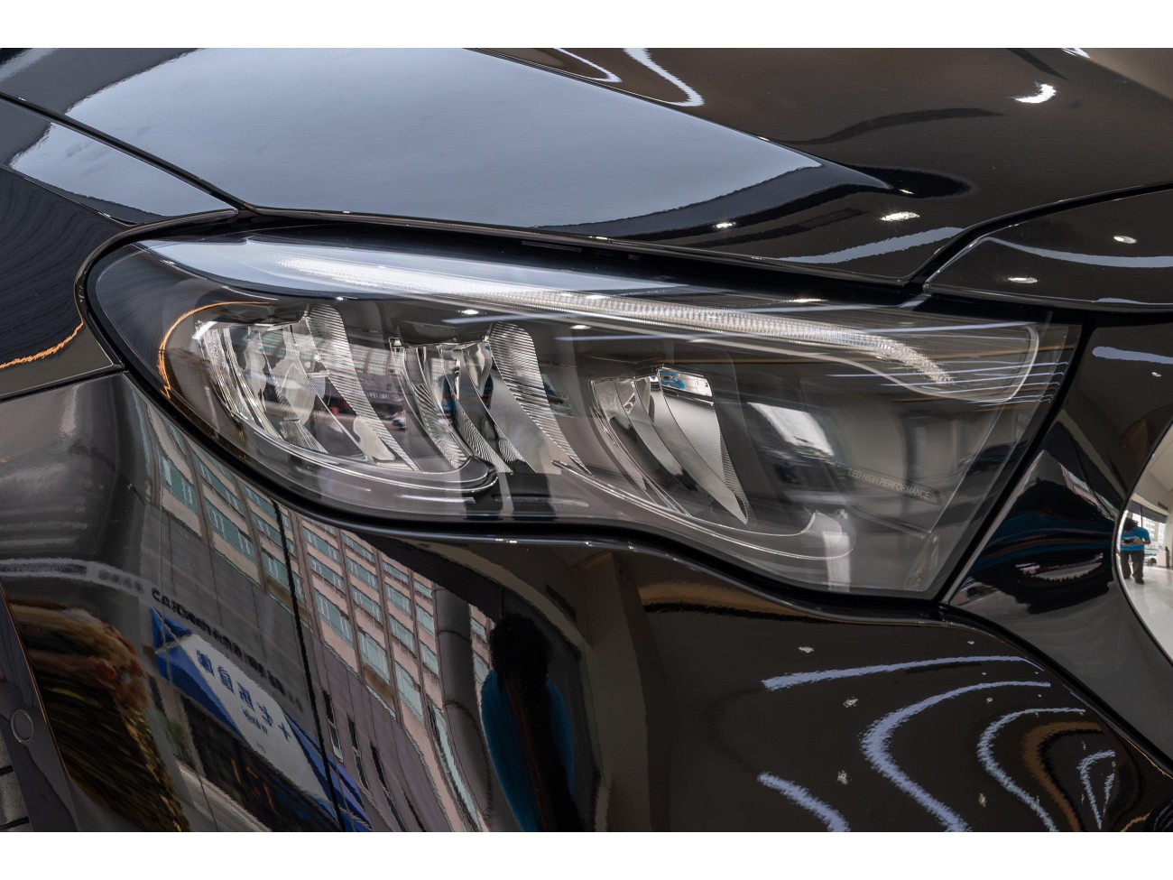 Mercedes-Benz E 300 L 2025