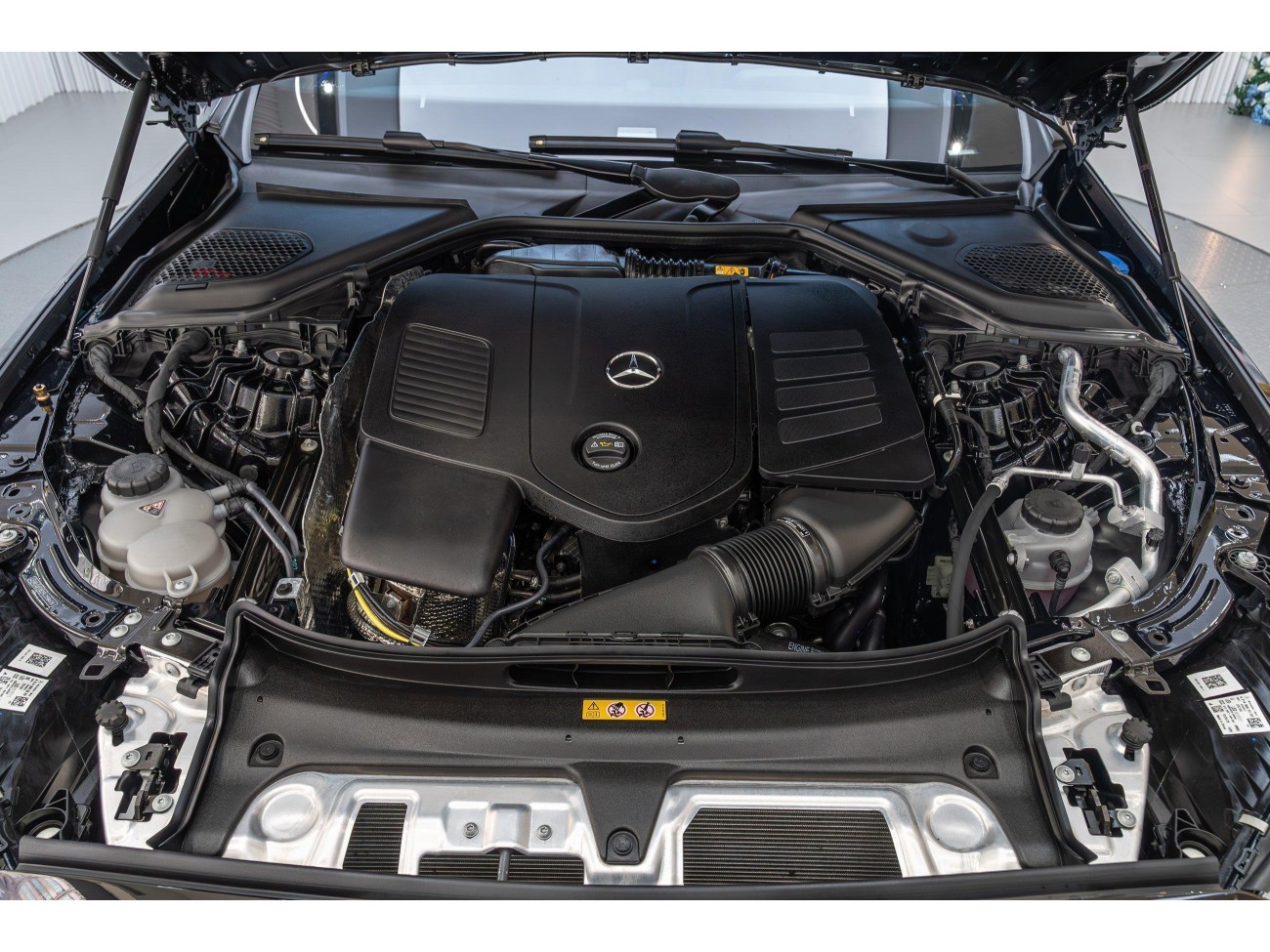 Mercedes-Benz E 300 L 2025