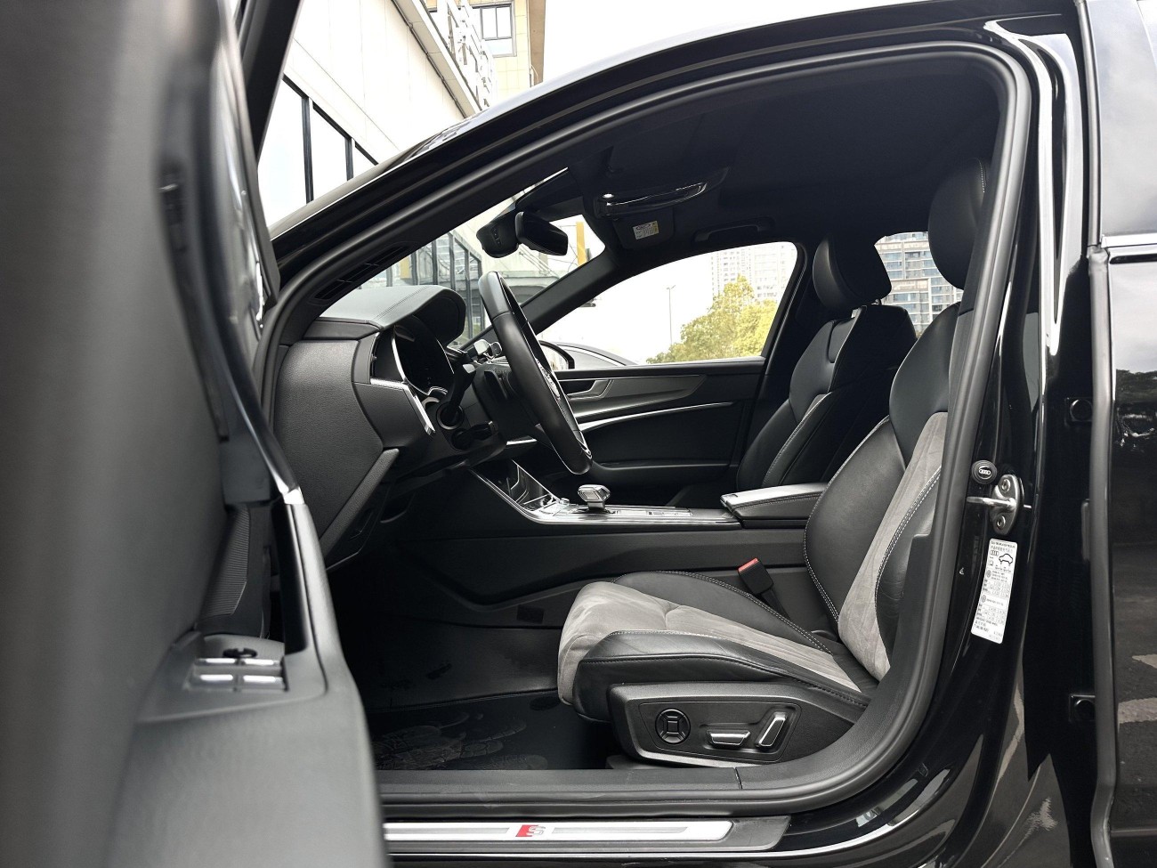 Audi A6L 45 TFSI 2023