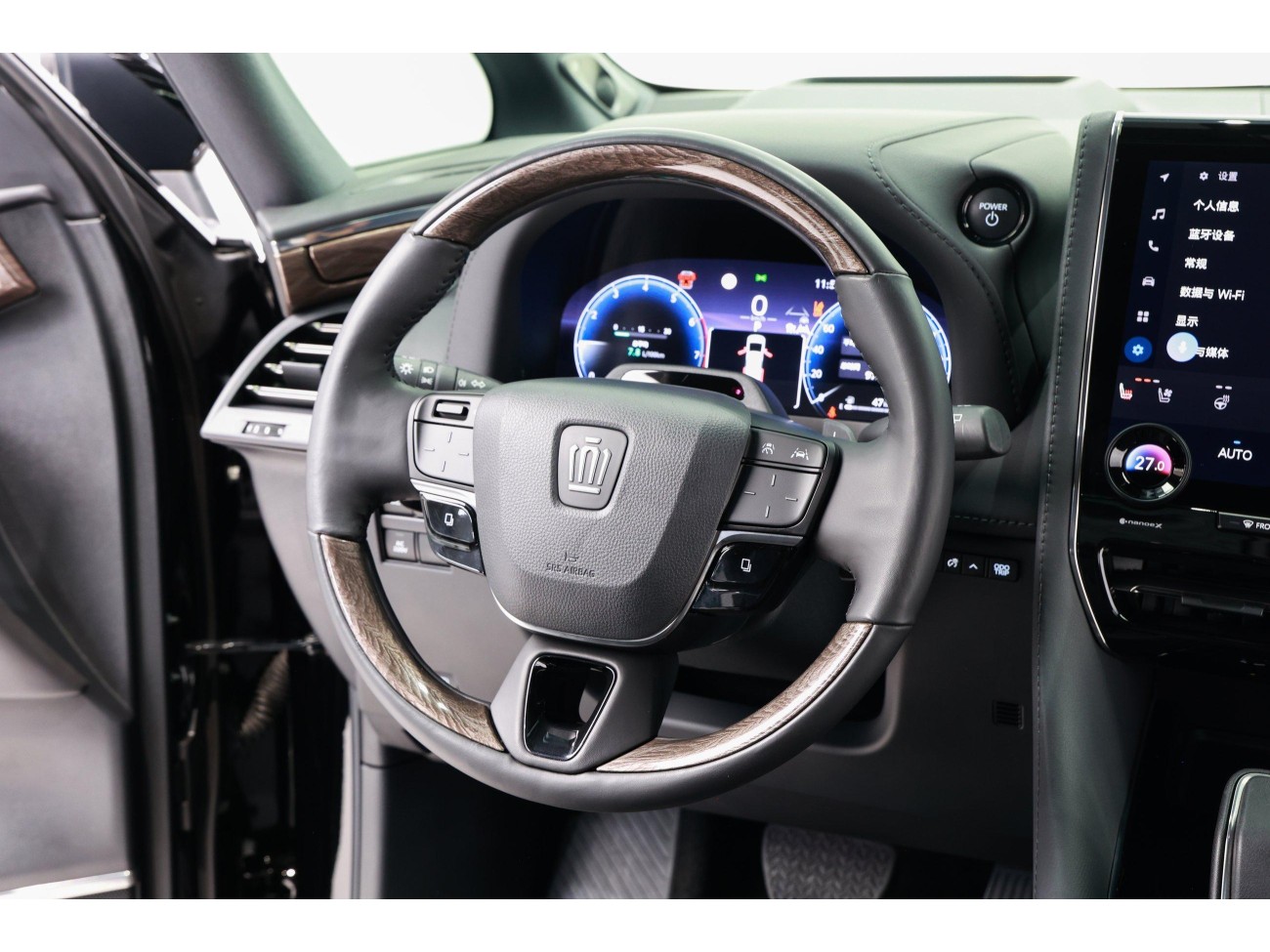 Toyota Vellfire 2024