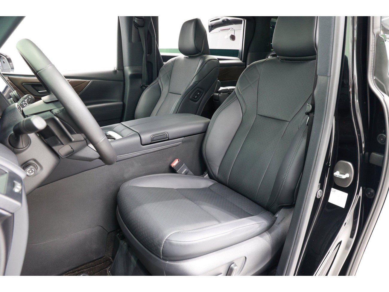 Toyota Vellfire 2024