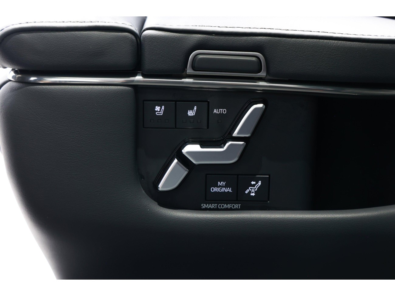 Toyota Vellfire 2024