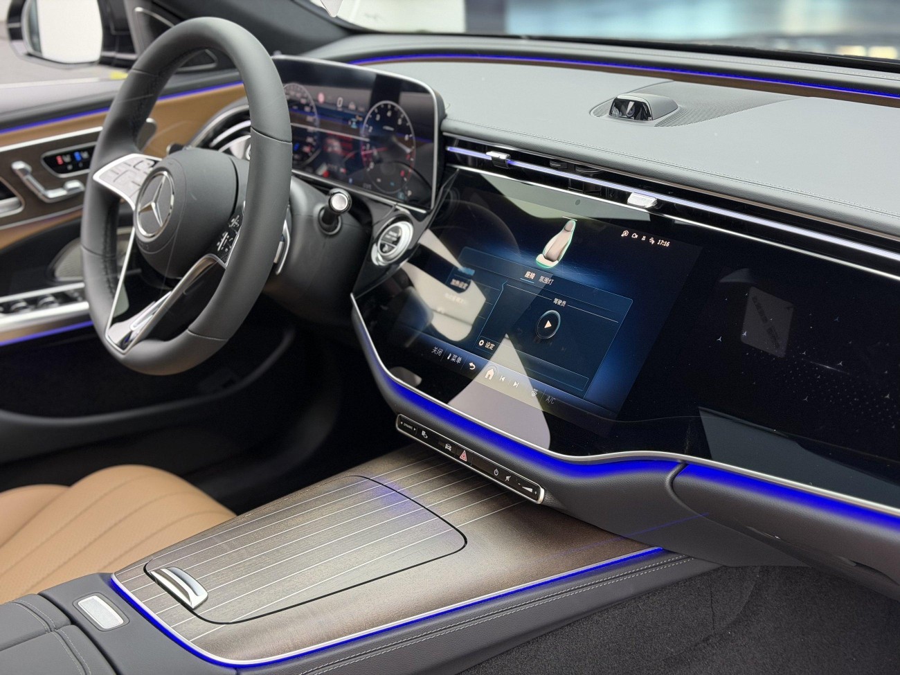 Mercedes-Benz E 300 L 2025