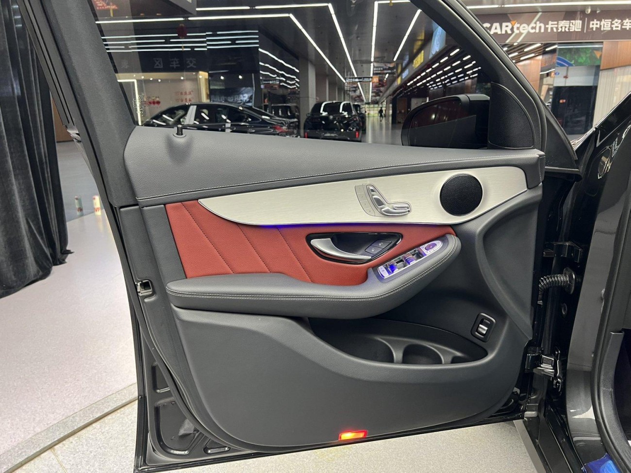 Mercedes-Benz GLC 260 4MATIC 2020