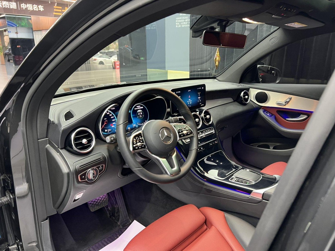 Mercedes-Benz GLC 260 4MATIC 2020