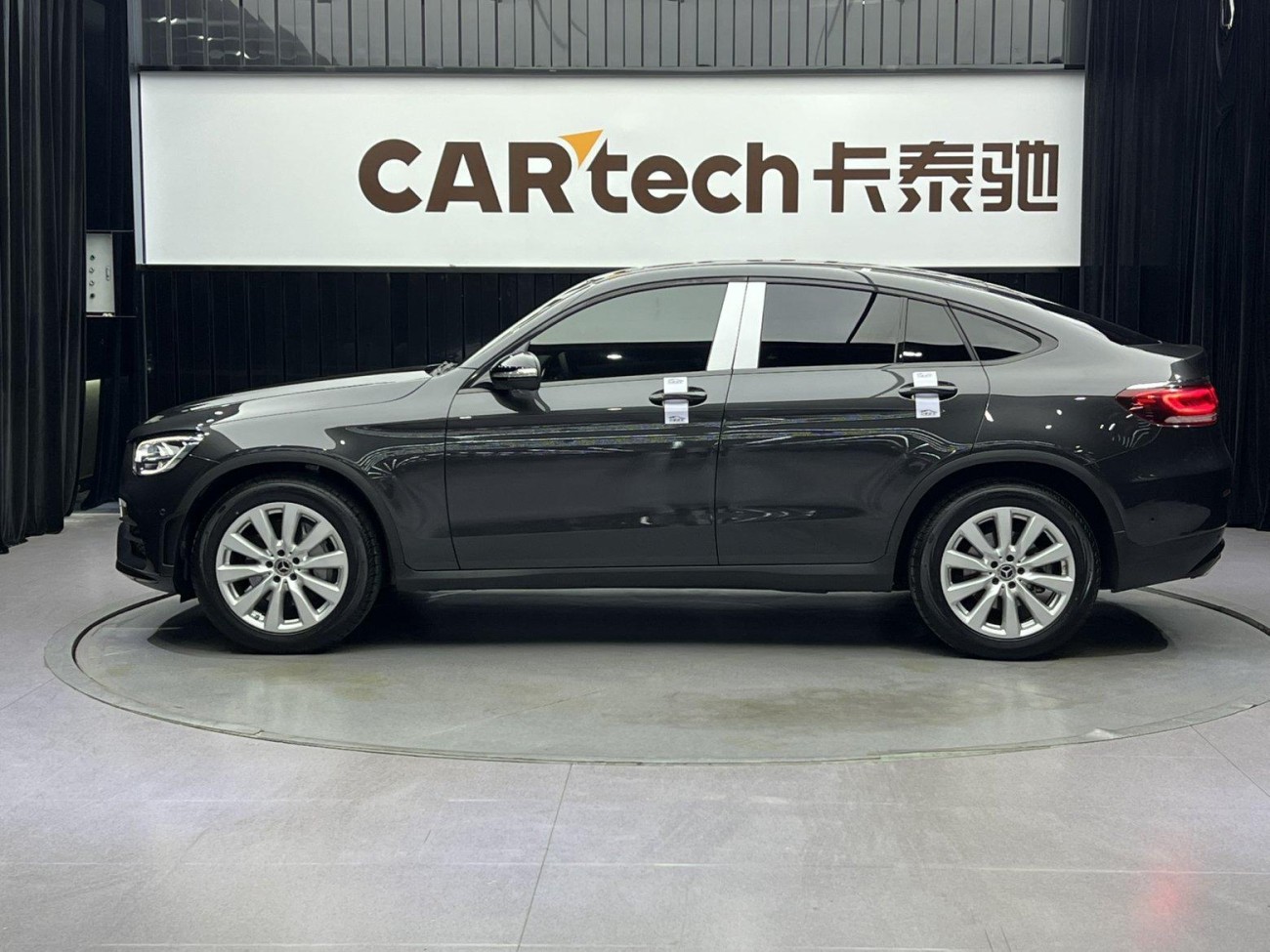 Mercedes-Benz GLC 260 4MATIC 2020