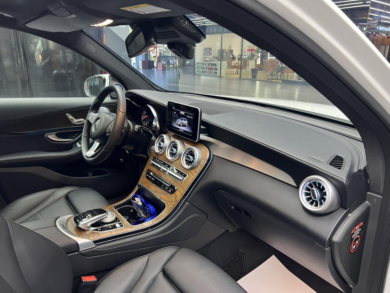 Mercedes-Benz GLC 200 L 2019