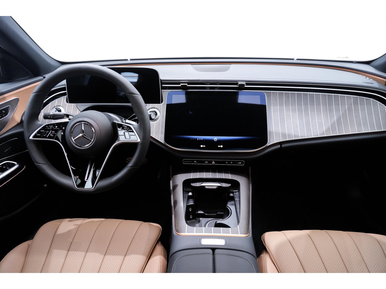 Mercedes-Benz E 300 L 2025