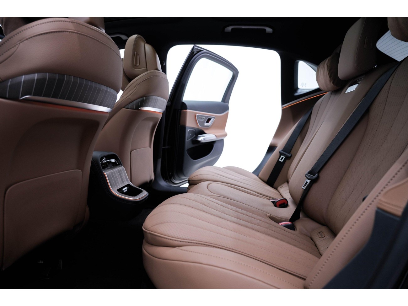 Mercedes-Benz E 300 L 2025