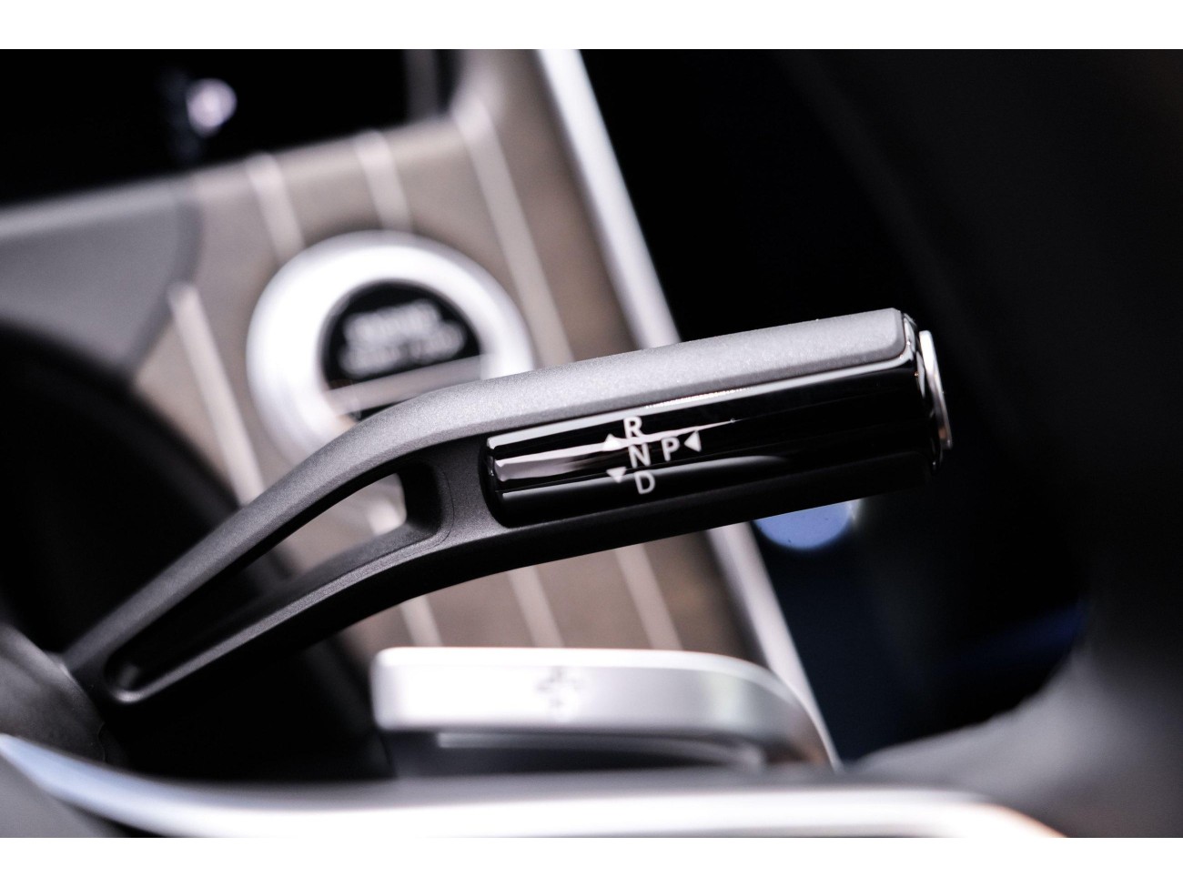 Mercedes-Benz E 300 L 2025