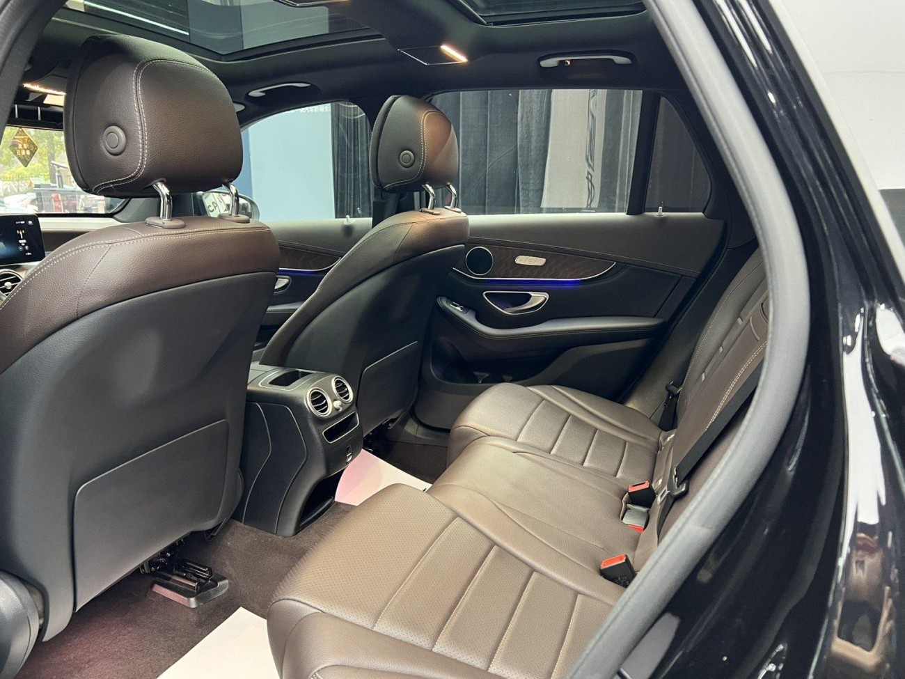 Mercedes-Benz GLC 260 L 2020