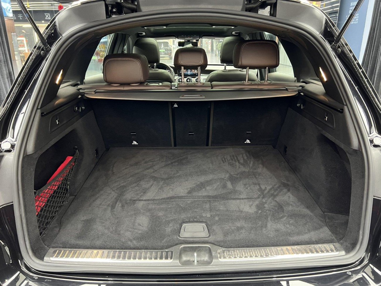 Mercedes-Benz GLC 260 L 2020