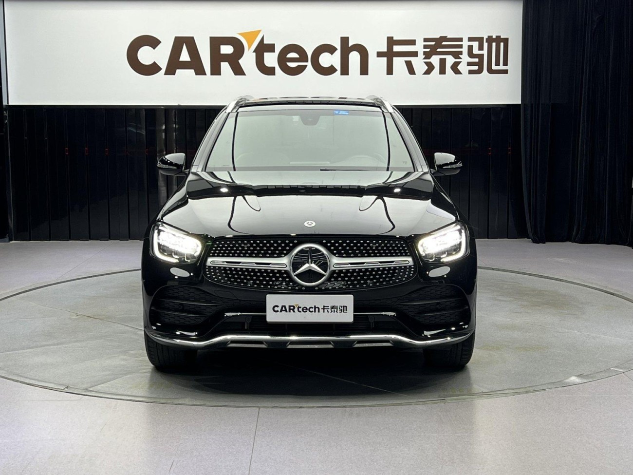 Mercedes-Benz GLC 260 L 2020
